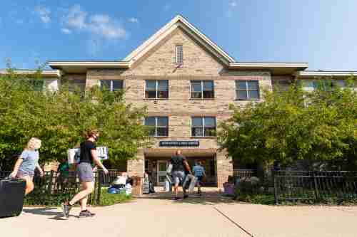 Students and families move into Kirkpatrick living center